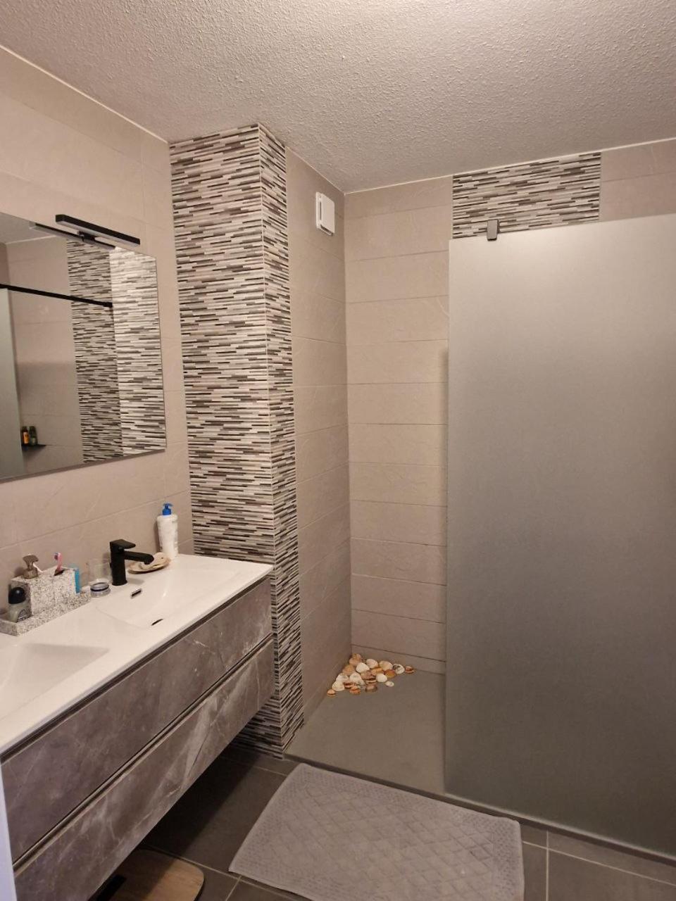 Appartement 63 M2, Tout Confort, Climatise. Сен-Сиприен Экстерьер фото